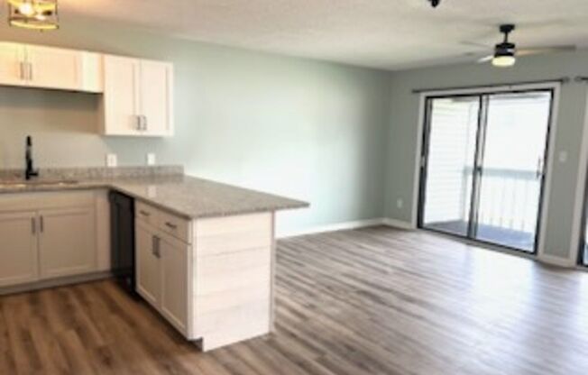 1 bed, 1 bath, $1,275, Unit Unit 5J