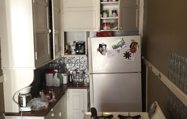 1 bed, 1 bath, 525 sqft, $1,095, Unit 04