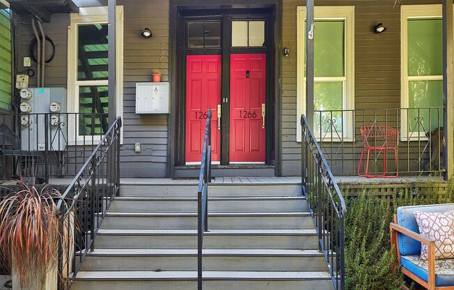 Sleek and modern 2 bed/2 bath in the heart of The Mission -- Walkers dream -- Must See!