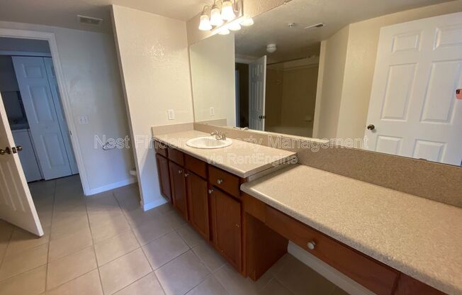 3 beds, 2 baths, 1,613 sqft, $1,850, Unit 1227