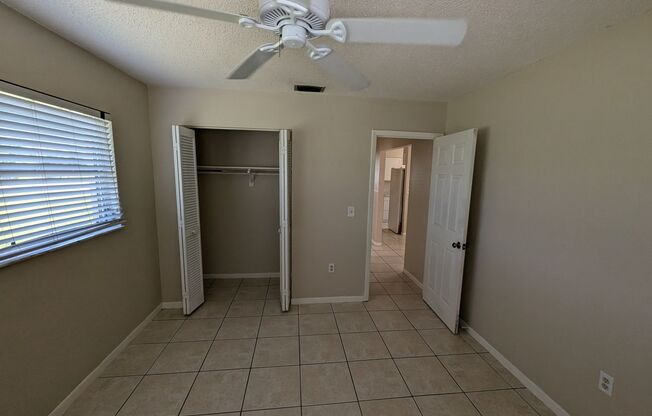 2 beds, 1 bath, $1,250, Unit Unit A