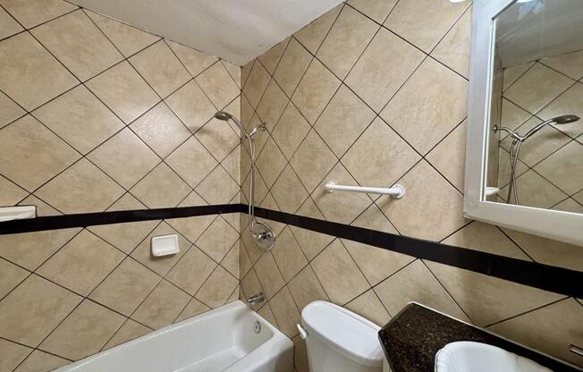 1 bed, 1 bath, 568 sqft, $1,500