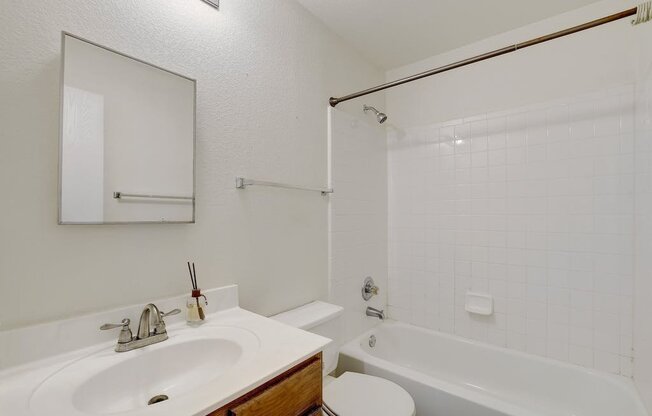 400 MASONWOOD DR