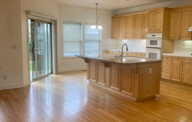 Beautiful Home in Great Location! Pets Negotiable!