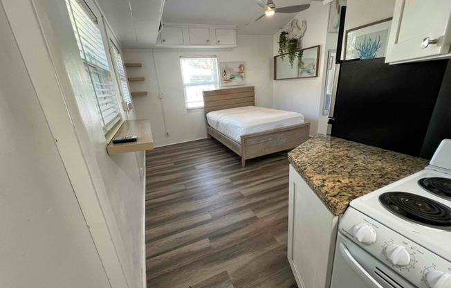 249 SW 14 ST