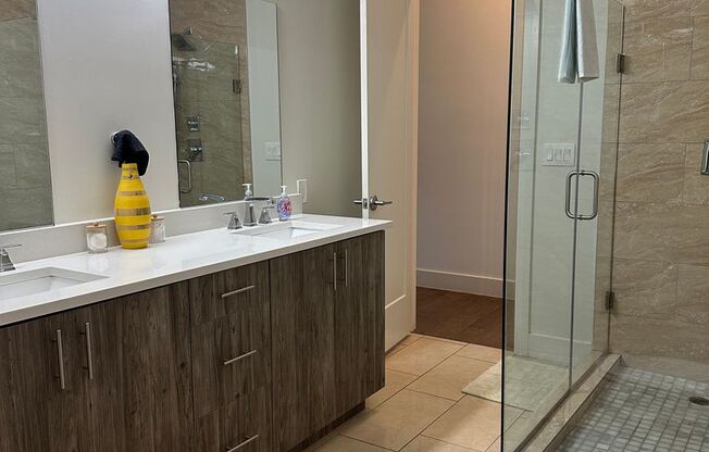 1 bed, 1 bath, $1,699, Unit 317
