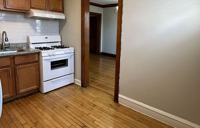 1503 N KOLIN