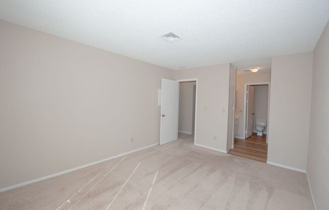 2 beds, 2 baths, $1,350