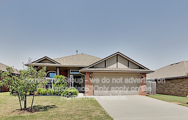 15825 SONADOR DR