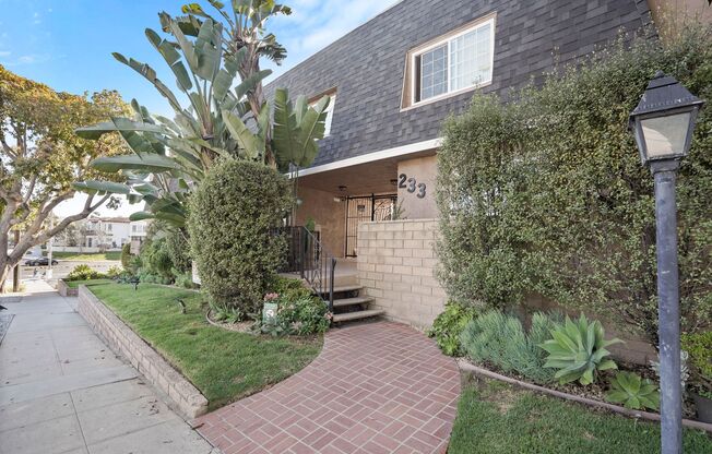 The Juanita Villa Townhomes