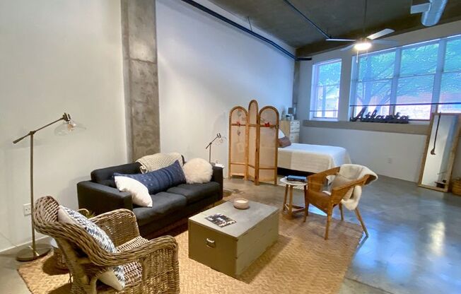 Studio, 1 bath, 765 sqft, $1,600, Unit B-104