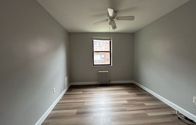 2 beds, 1 bath, 800 sqft, $1,790, Unit 6230 Fifth Ave. #125E