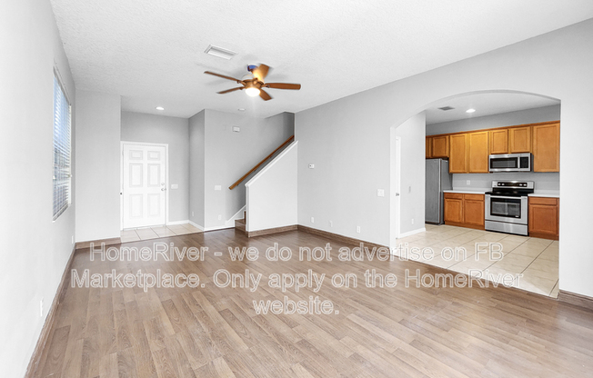 1014 BELLA VIS DR NE