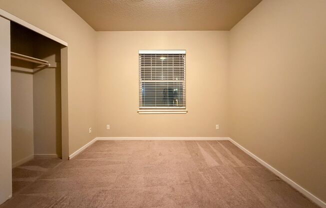 2 beds, 2 baths, 1,090 sqft, $1,600, Unit 523-06