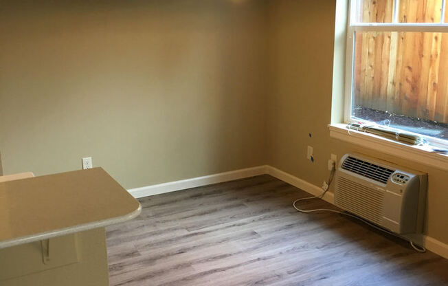 Apartment near downtown Hillsboro