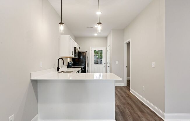 4 beds, 3 baths, 1,425 sqft, $1,795, Unit 201
