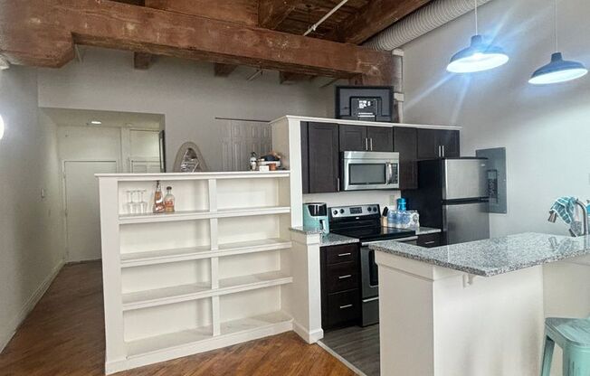 1 bed, 1 bath, 600 sqft, $1,599, Unit 220