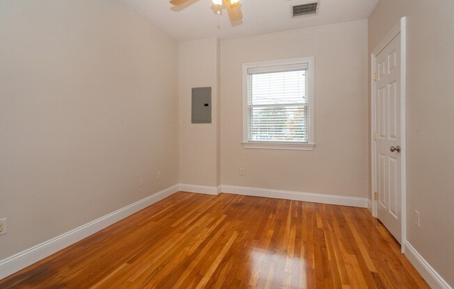 44 MT VERNON ST