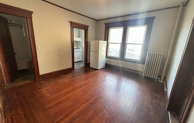 1 bed, 1 bath, $1,800, Unit 2