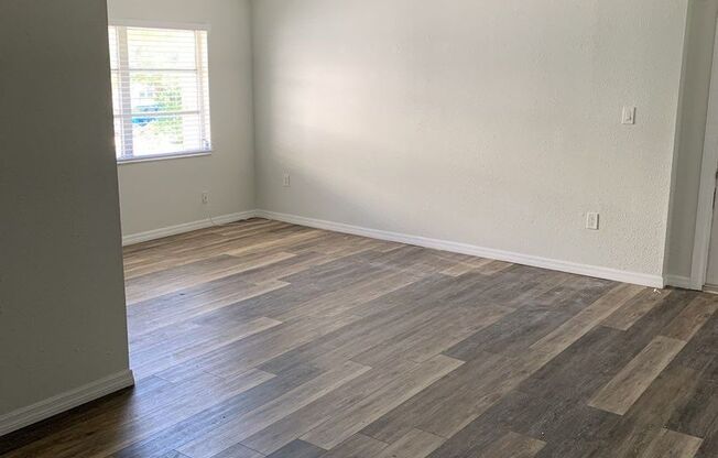 2 beds, 1.5 baths, 800 sqft, $1,500, Unit 207