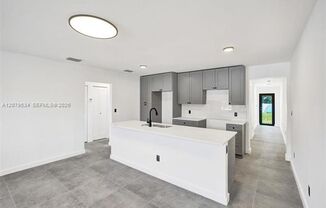 2255 NE 173rd St # 2255 North Miami Beach, FL 33160