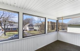 125 WOODBINE AVE