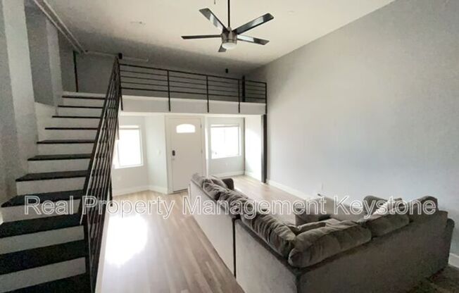 1245 CHARTIERS AVE