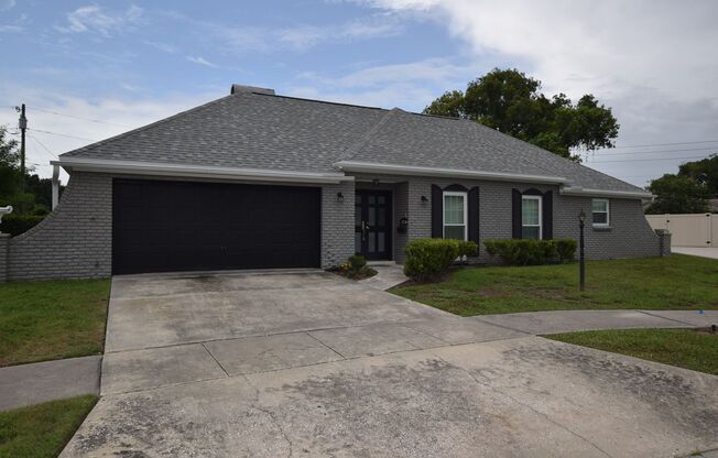 4 Bedroom, 3 Bath Single Family Pool Home, For Rent at 2627 Verona Trail Winter Park, FL 32789