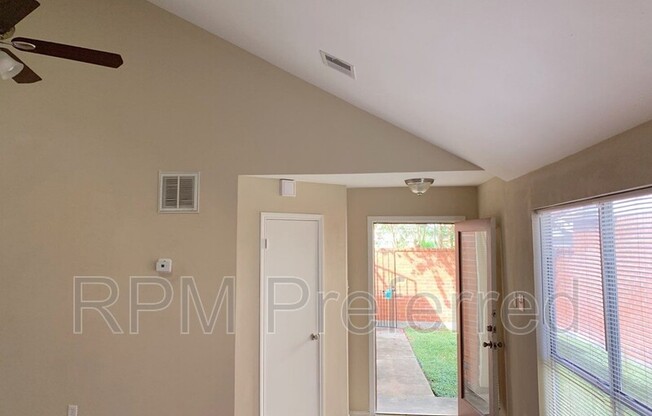 5922 CINNAMON CRK CIR