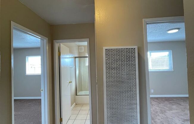 2 beds, 1 bath, $2,250, Unit 06