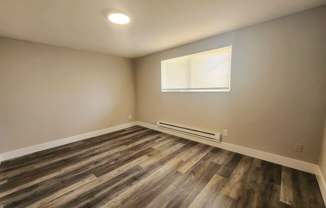 1 bed, 1 bath, 875 sqft, $1,475, Unit T15