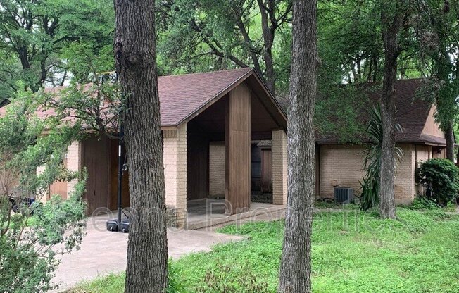 1004 MILFORD WAY
