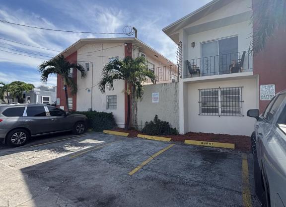 2154 2176 SW 4 ST