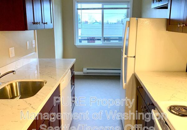 7919 35th Ave SW