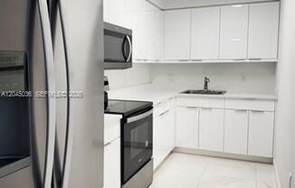 800 Claughton Island Dr cu-502, Miami, FL 33131