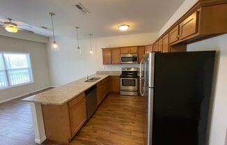 3 beds, 2 baths, $1,350