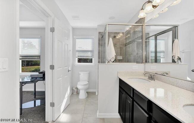 511 RICHMOND DR