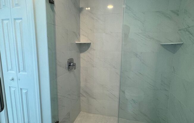 2 beds, 1 bath, 1,080 sqft, $1,295, Unit 304