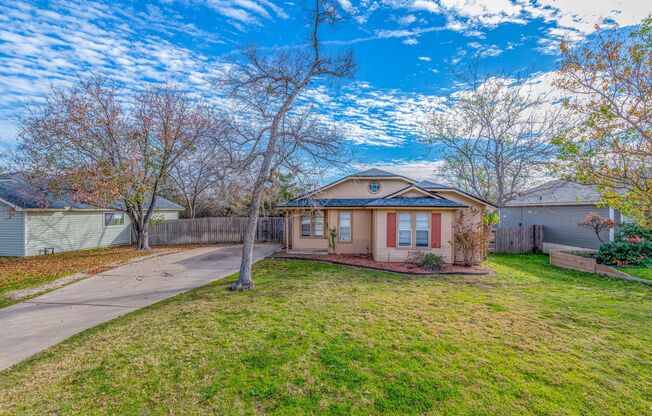 February Move In Available!  Cute 3 Bed, 1.5 Bath Home in Bryan. Great Backyard & Deck!