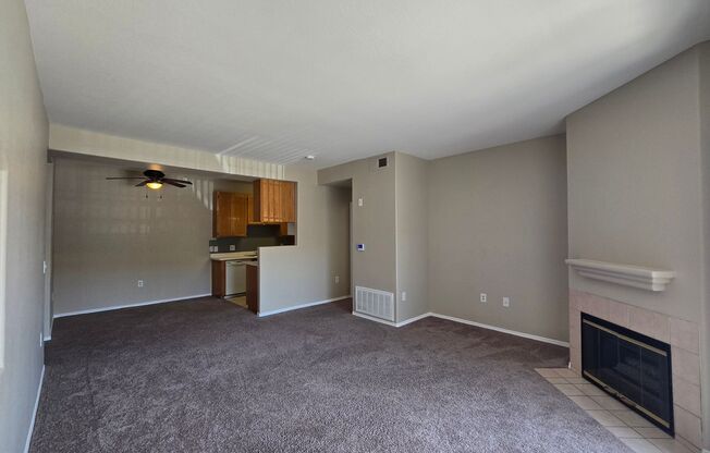 2 beds, 2 baths, $1,300, Unit # 1143