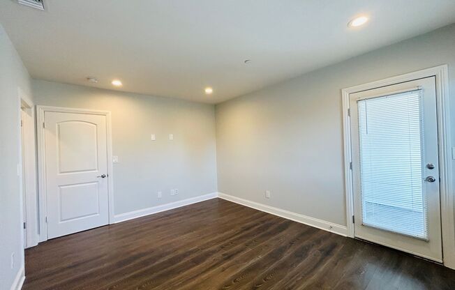 7205 S. La Cienega Apartments