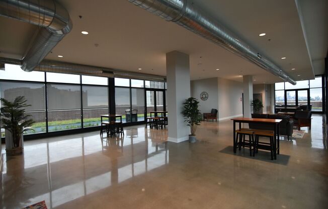 2 beds, 2 baths, 976 sqft, $4,175, Unit 3833-317