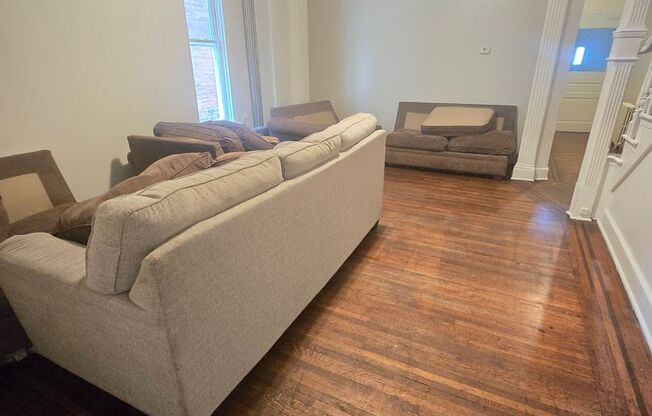 Student Housing -- 6 Bedroom Townhome by York College