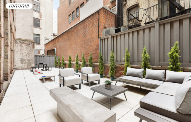 205 E 22 ST