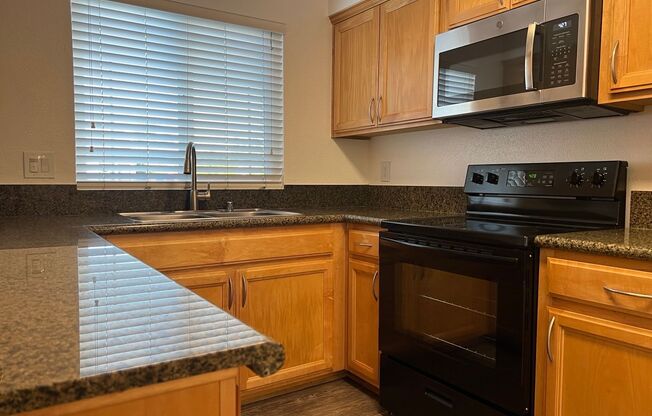 2 beds, 2 baths, 950 sqft, $2,830, Unit 1641P