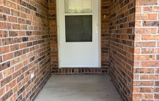 3 beds, 2 baths, $1,400