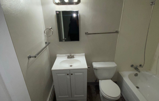 1 bed, 1 bath, 552 sqft, $750, Unit DB1-18