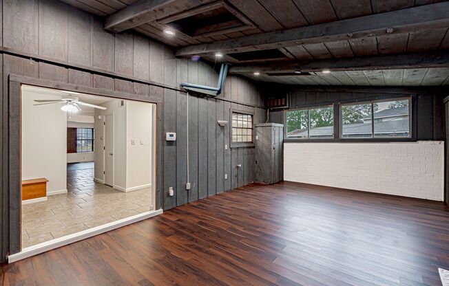 3 Bedroom Townhome Off Millerville and Jones Creek