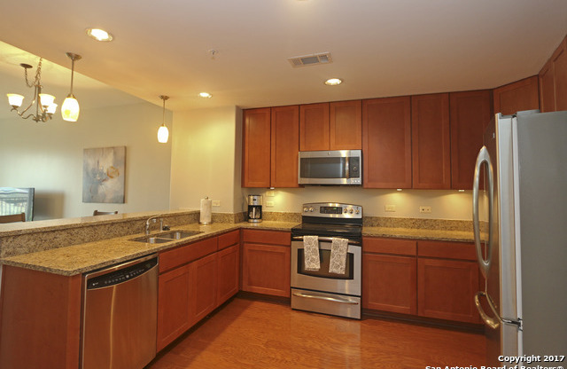 1 bed, 1 bath, $2,050, Unit # 301