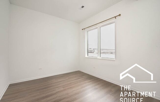 3 beds, 2 baths, $3,595, Unit 406